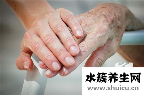 手上長水泡是什么原因