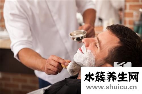 刮胡子的正確方法
