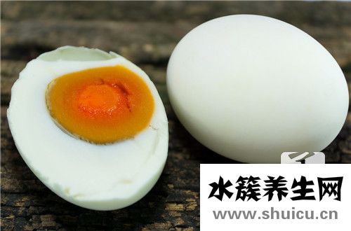 自制出油咸鴨蛋