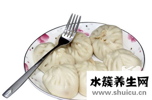 蒸包子