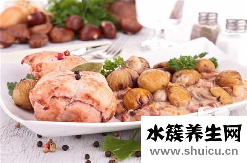 板栗燉雞的做法