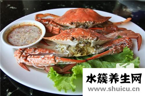 螃蟹不能和什么同吃
