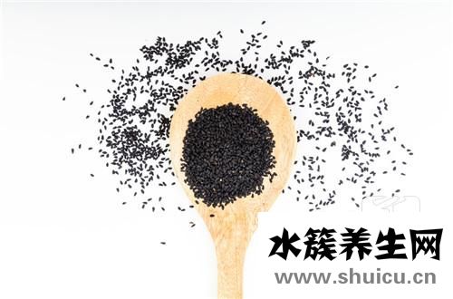 每天早上堅持吃黑芝麻