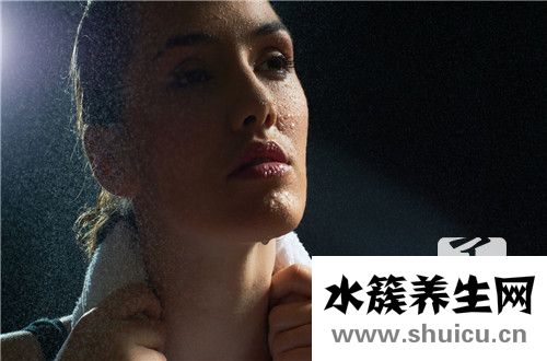 一動就出汗是什么原因