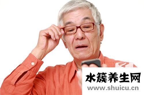 眼睛有紅血絲回事