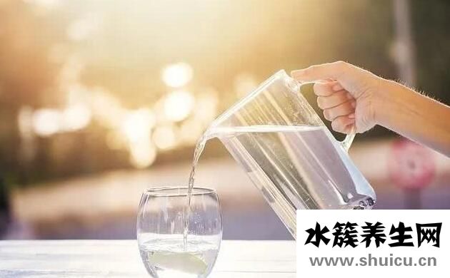 10個小方法緩解喉嚨痛