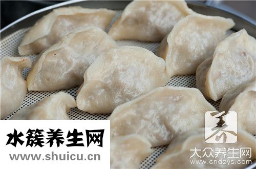 雞蛋韭菜餡調好