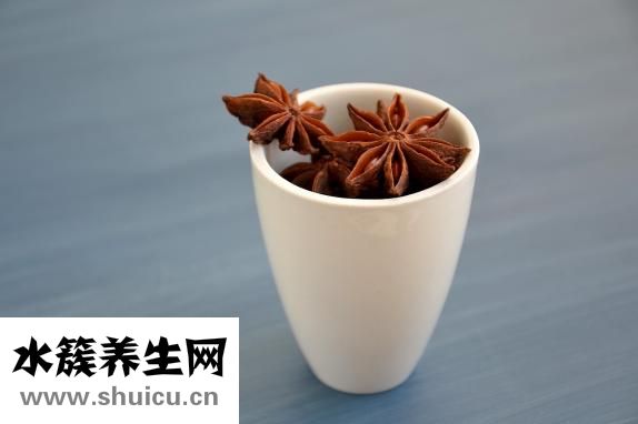 睡前多久喝牛奶好