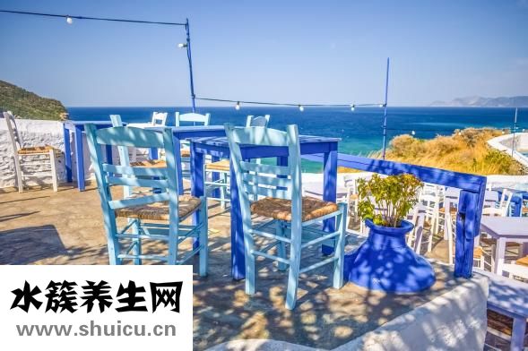 右下腹隱隱作痛