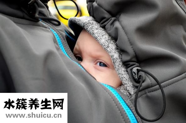 頭臂長什么意思