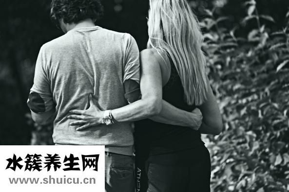 手抽搐是怎么回事