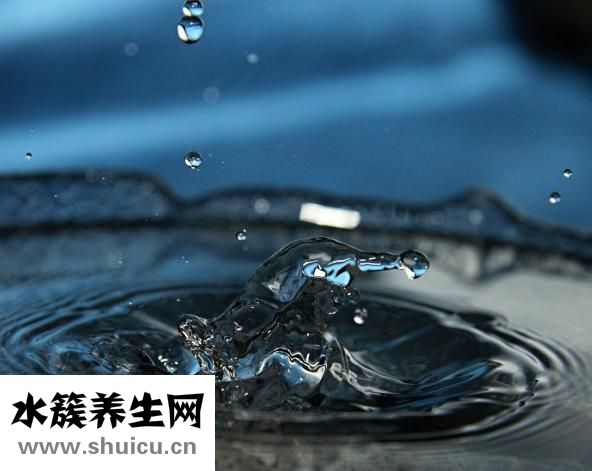 下巴痘痘紅腫硬塊