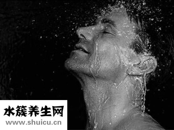 天天洗澡好不好