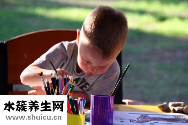 新生兒笑是為什么