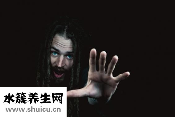 玩熟睡的小嫩腳