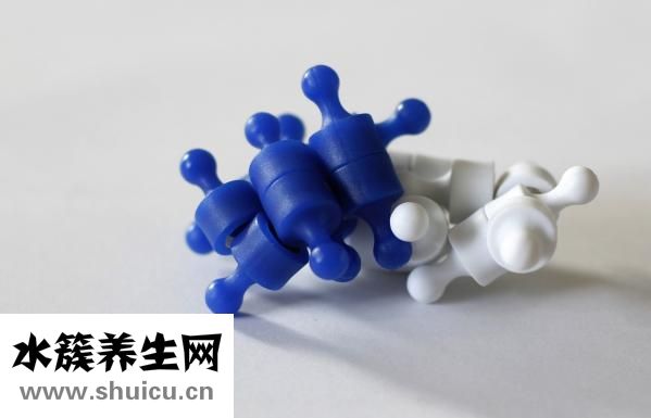 眼睛模糊怎么辦