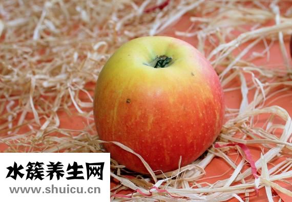 放屁很臭是怎么回事