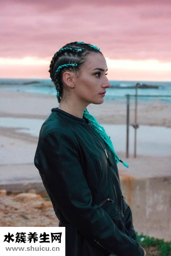 國字臉適合什么發(fā)型