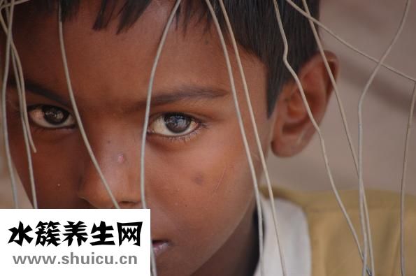 寶寶不吃奶怎么辦