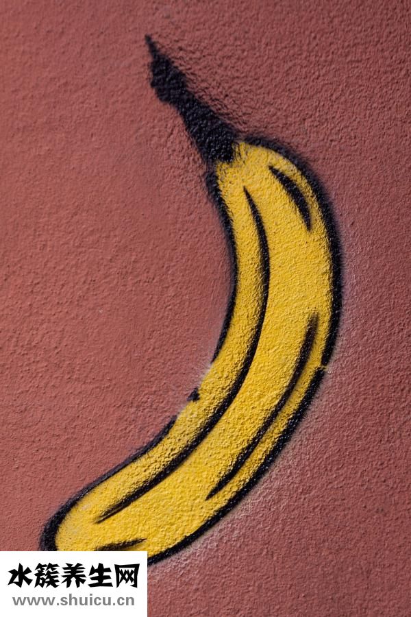 如何去除眼部脂肪粒