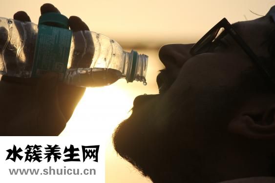 臉上的毛孔大怎么辦