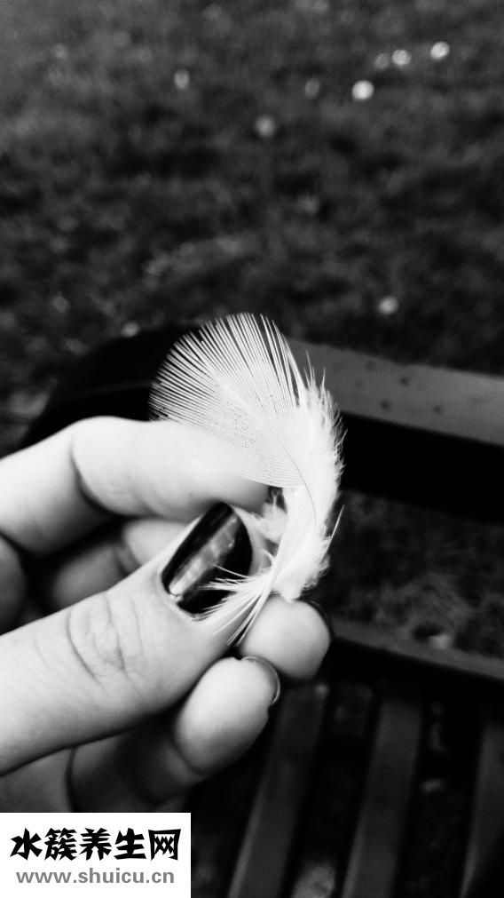 腳指甲變厚怎么辦