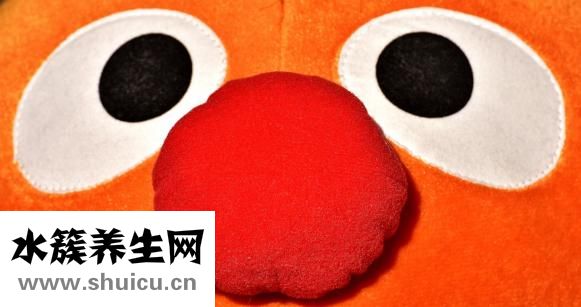 鼻子有點歪怎么辦