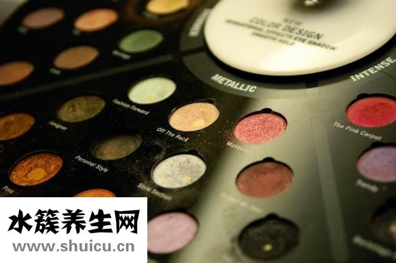 臉上毛孔很大怎么辦