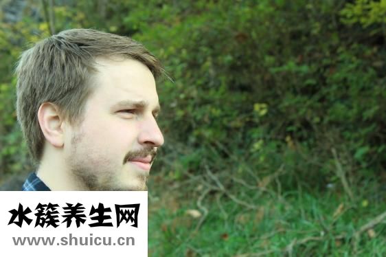 鼻子長黑頭怎么辦