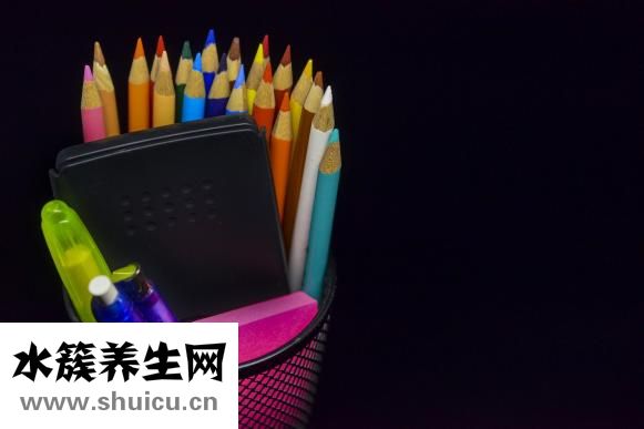 黑眼圈怎么回事