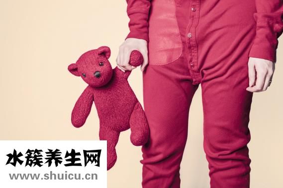 怎么樣給新生兒喂奶