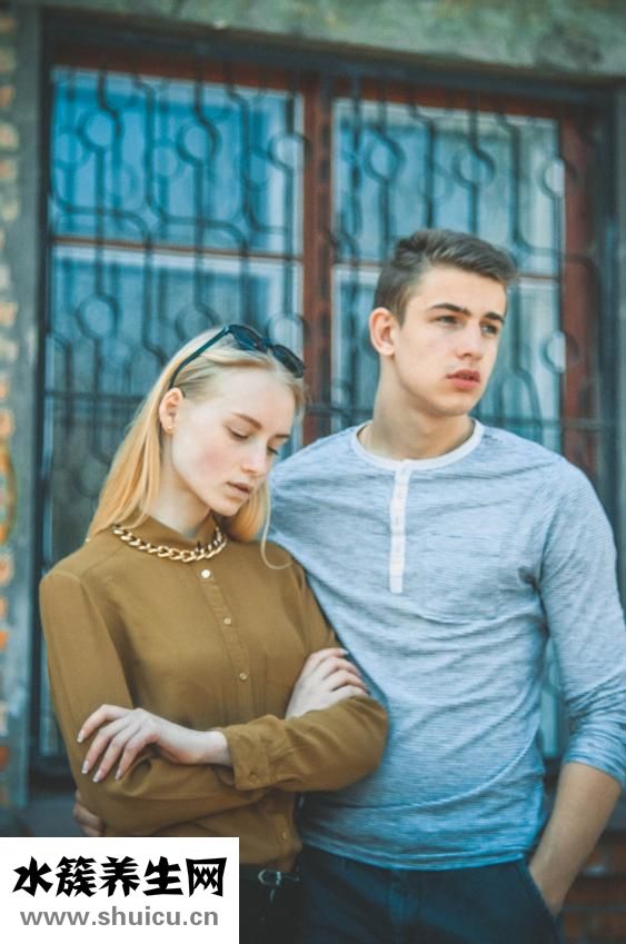 怎么樣才能練出胸肌