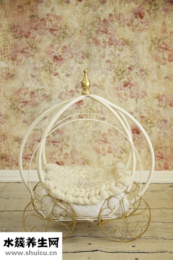 嬰兒打嗝怎么回事