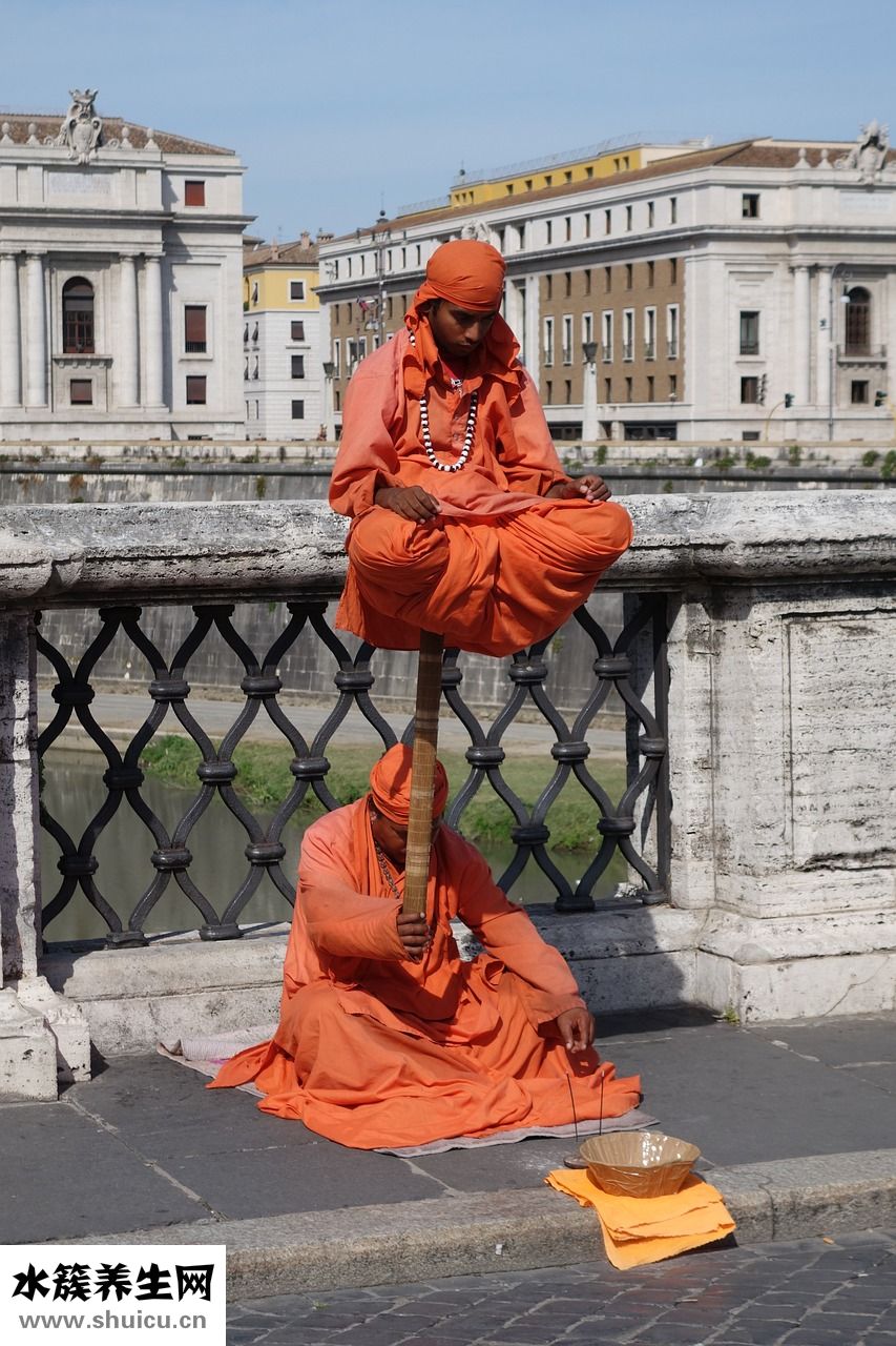 腳后跟變形了怎么辦