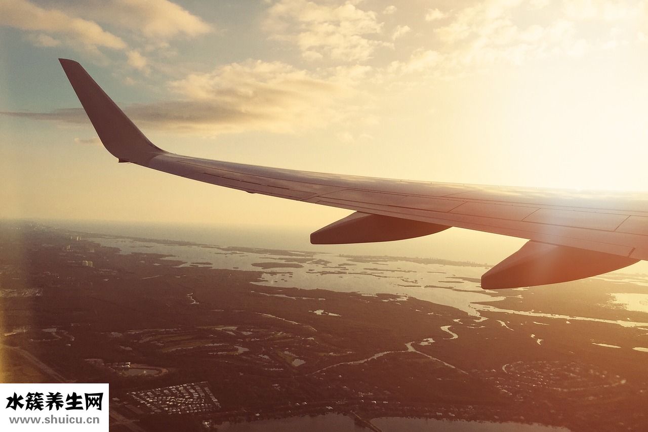 腿摸亂怎么回事