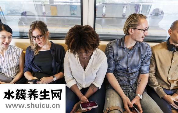 不敢同事溝通怎么