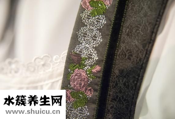 羽絨服大了怎么辦