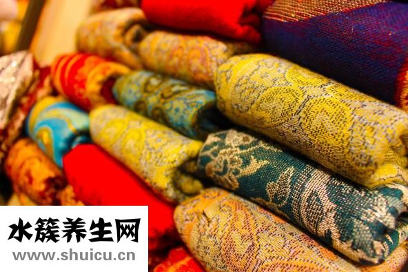 衣服上的豬油怎么洗