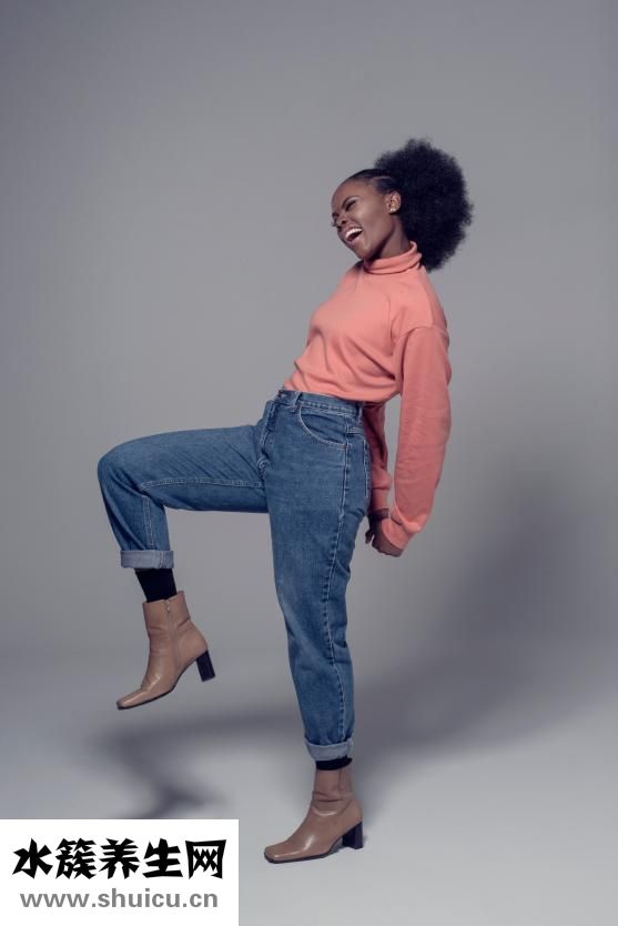 白色棉衣怎么搭配