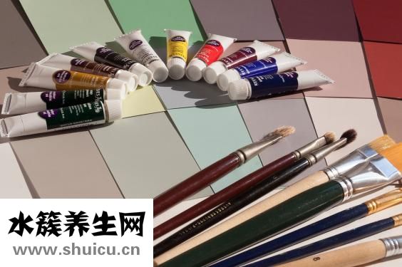 怎么用花瓣做指甲油