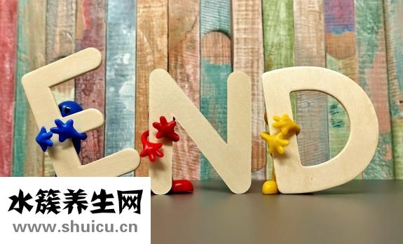 怎么用花瓣做指甲油