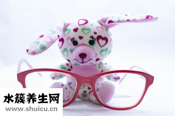 眼睛眼膜受傷怎么辦