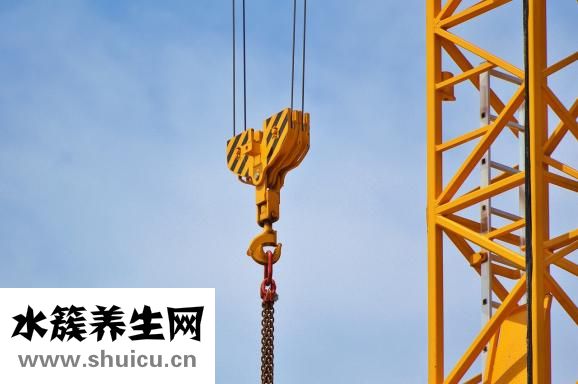 崩露是怎么造成的