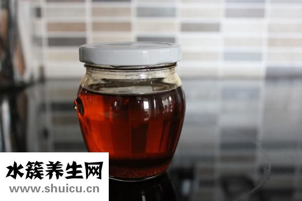 頭皮總出油怎么辦