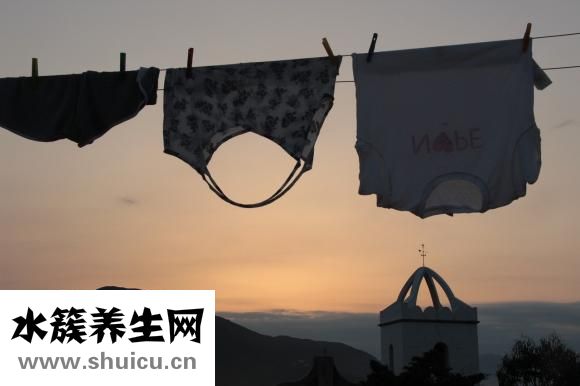 古人怎么熨衣服