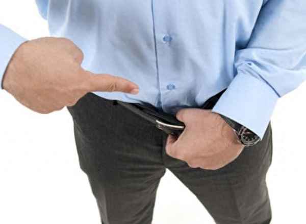 尿完尿后刺痛還擦出紅血塊(尿完尿后刺痛)