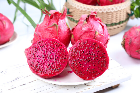 紅心火龍果損害腎臟知乎(紅心火龍果損害腎臟)