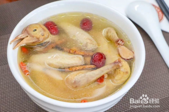 海參鴿子湯怎么燉最營(yíng)養(yǎng)（鴿子湯怎么燉最營(yíng)養(yǎng)）