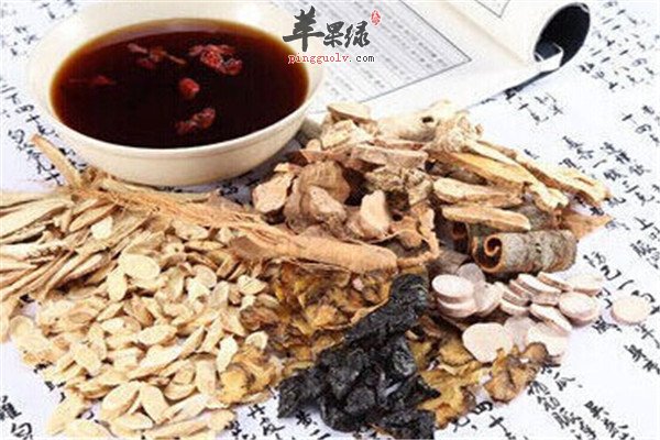 四神湯的功效與作用什么時候喝(四物湯的功效與作用什么時候喝)