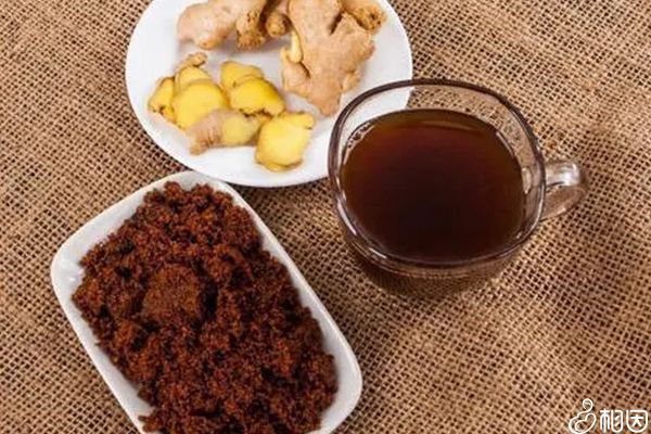 喝紅糖姜水的最佳時間(喝紅糖姜水的最佳時間對姨媽推遲有幫助)